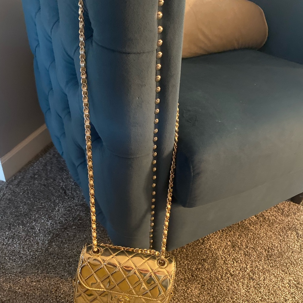 Gold Quilted CC Crossbody Shoulder Bag - Picture 7 of 12